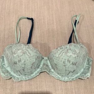 Pink Victoria’s Secret Push-up Pigeonnant Bra